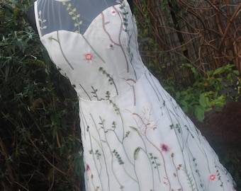 Handmade Embroidered Flower Tulle Dress: Vintage Skater Style