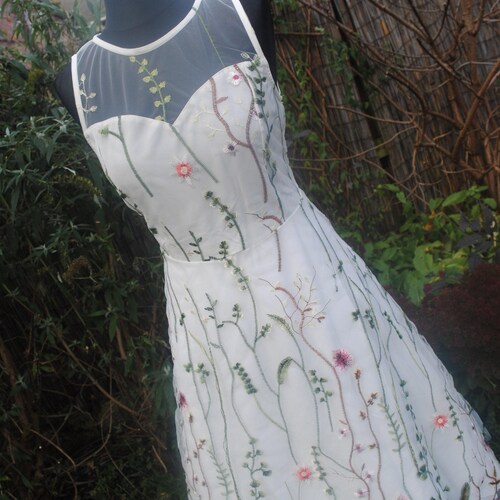Handmade Embroidered Flower Tulle Dress: Vintage Skater Style Handmade Embroidered Flower Tulle Dress: Vintage Skater Style
