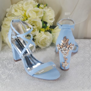 Blue Satin Block Heel Bridal Sandals, Chunky Heel Custom Wedding Shoe with Cherry Blossom Hen Do Engagement Party Shoes for Bride Bridesmaid