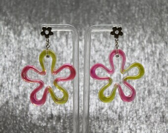 Cosmic Bloom Earrings - Pink & Yellow