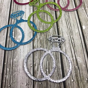 Découpes pour alliances en papier pailleté - Découpe d'alliances en papier - Alliance en papier - Découpes en papier - Papier pailleté - Anneaux de stock de cartes