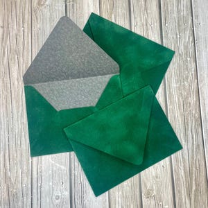 Luxury Deep Green Velvet Envelope | Velvet Envelope | Elegant Envelope | Wedding Envelope | Exclusive Handmade Envelope | Premium Design