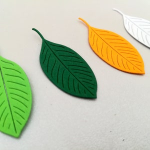 Papieren bladeren - Gestanste papieren bladeren - Gemengde kleuren bladeren - Gestanst papier - Confetti-bladeren - Papieren blaadjes - Kleine blaadjes - Gestanst papier