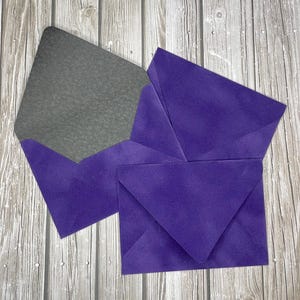 Luxus Deep Purple Samt Umschlag | Samt Umschlag | Eleganter Umschlag | Hochzeit Umschlag | Exklusiver handgefertigter Umschlag | Premium-Design