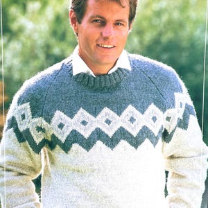 Herren Fair Isle Pullover Strick-PDF - Strickmuster - Raglan-Ärmel 3 Farben gerippter Ausschnitt-Strickpullover digitales Muster PDF Anleitung