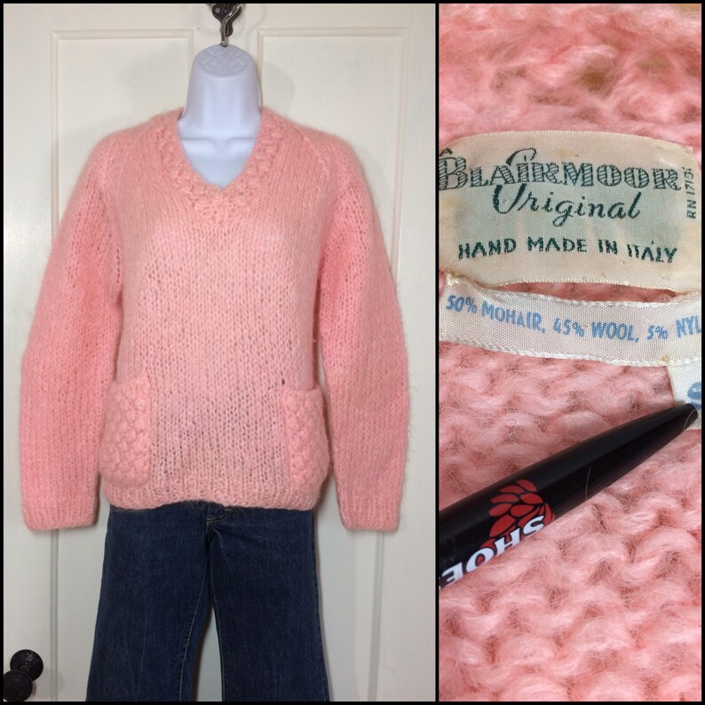 1960/'s pastel salmon pink mohair wool pullover v-neck fuzzy sweater with pockets size small slouchy oversized hand made in Italy Blairmoor