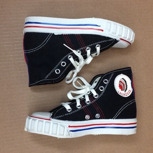 Deadstock 1950s kid's Lacrosse Indian brand Chuck Taylor style Canvas Hi-Top Sneakers size 11.5 black made in USA NOS