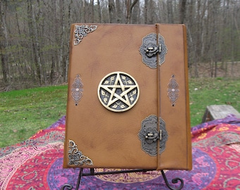 Spell Book 300+ SPELLS GRIMOIRE in real leather includes Creating your own Spells, Casting, Creating Altar, Tools Learn Wicca