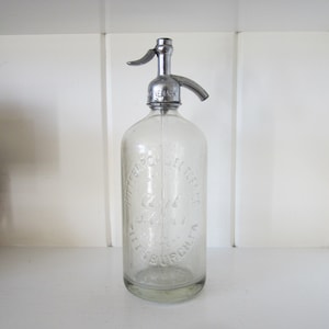 Vintage Clear Seltzer Bottle with Raised Lettering - Pittsburgh Seltzer Co Makers of Club Seltzer - 26 Fluid Oz - Bar Collectible - Man Cave