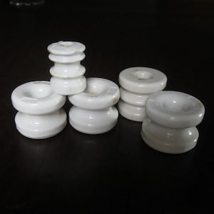 Isoladores elétricos de cerâmica vintage - Isoladores de porcelana branca - Conjunto de 5 isoladores - WP 22 e WP 36 - Sem marca
