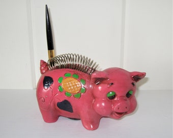 Zestaw biurkowy Vintage Windsor – Świnka z długopisem, listem i uchwytem na monety – Bank – Stojak na listy – Oryginalne pudełko – Japonia