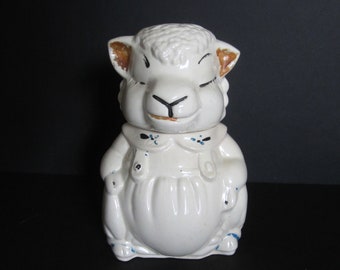 ヴィンテージアメリカンビスククッキージャー - オーバーオールを着たラム - 1940年代のクッキージャー - コレクターズクッキージャー - オーバーオールを着た農場の動物コレクション