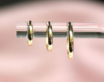 14K Huggie Hoop, Plain Hoop Earrings, Solid Gold Hoop, Clicker Hoops, Sleeper Hoops, Cartilage Hoop, Minimalist hoop, Layering Hoop
