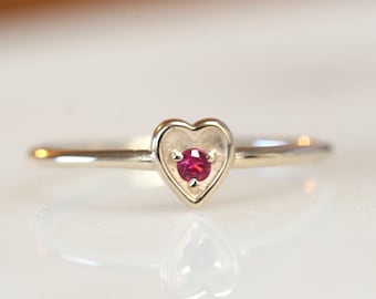 14K Gold Heart Ruby Ring