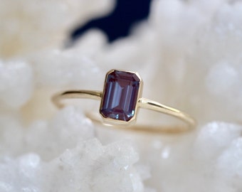 14K Gold Octagon Alexandrite Ring