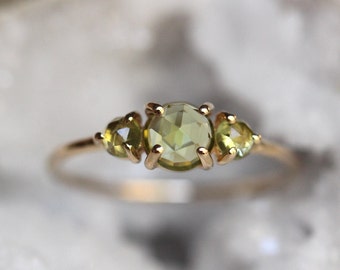 14K Gold Peridot Ring, Three Stone Ring, Rose Cut Peridot, 10K August Birthstone, Triple Stone Ring, Light Green Stone, August Birthstone