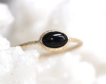 14K Gold Onyx Glitter Ring