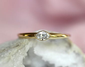14K Diamond Marquise Bezel Ring, Tapered Band, Natural Diamond, Lab Diamond, 10K Gold, Solid Gold, Eye Ring, Bezel Ring, Solitaire Ring