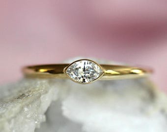 14K Diamond Marquise Bezel Ring, Tapered Band, Natural Diamond, Lab Diamond, 10K Gold, Solid Gold, Eye Ring, Bezel Ring, Solitaire Ring