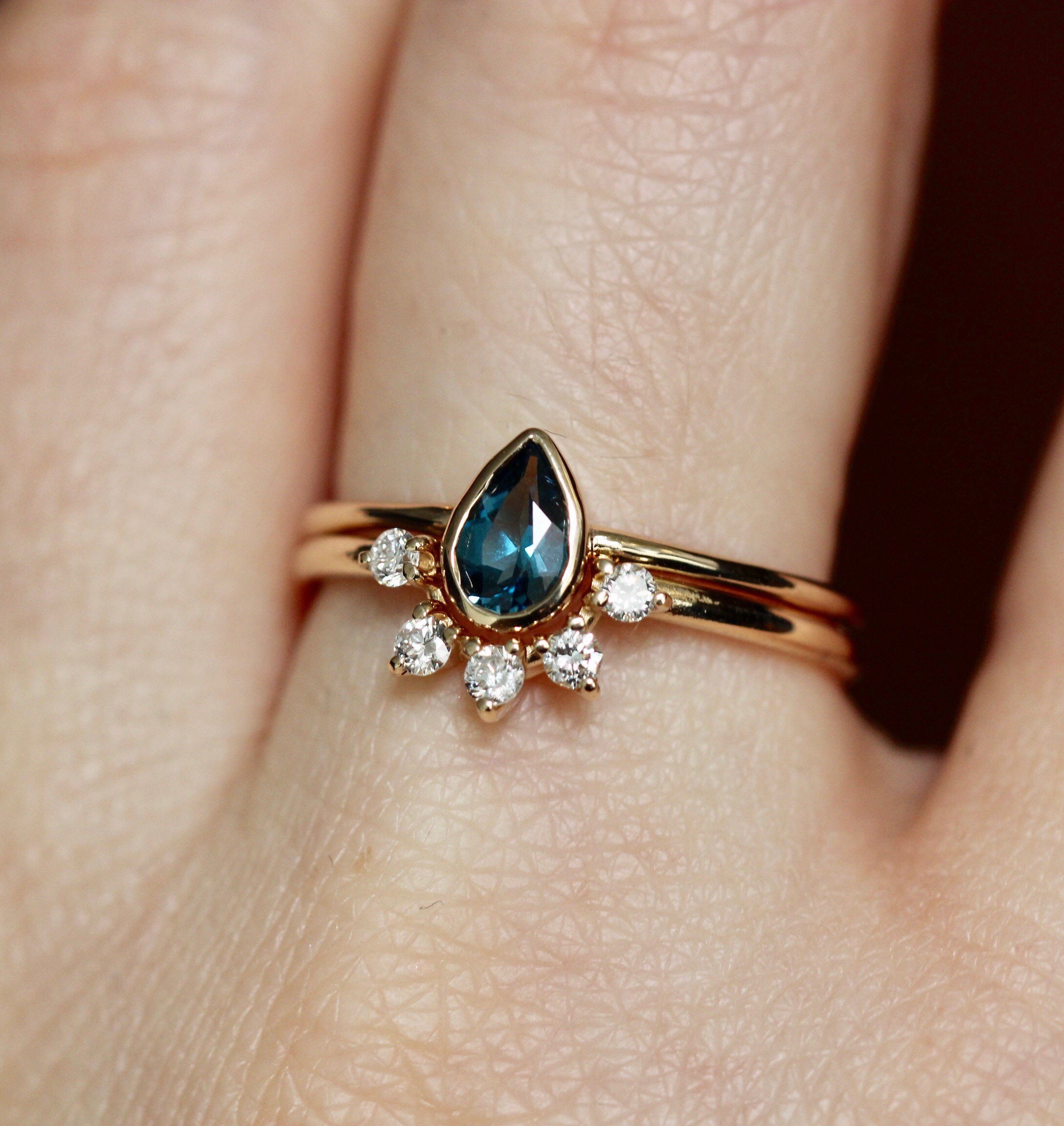 Details about 2.71 Oval London Blue Topaz Promise Bridal Wedding Classic Ring 14k Yellow Gold Details about 2.71 Oval London Blue Topaz Promise Bridal Wedding Classic Ring 14k Yellow Gold