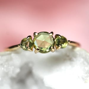 14K Gold Peridot Ring, Three Stone Ring, Rose Cut Peridot, 10K August Birthstone, Triple Stone Ring, Green Stone, Rose-cut Stone