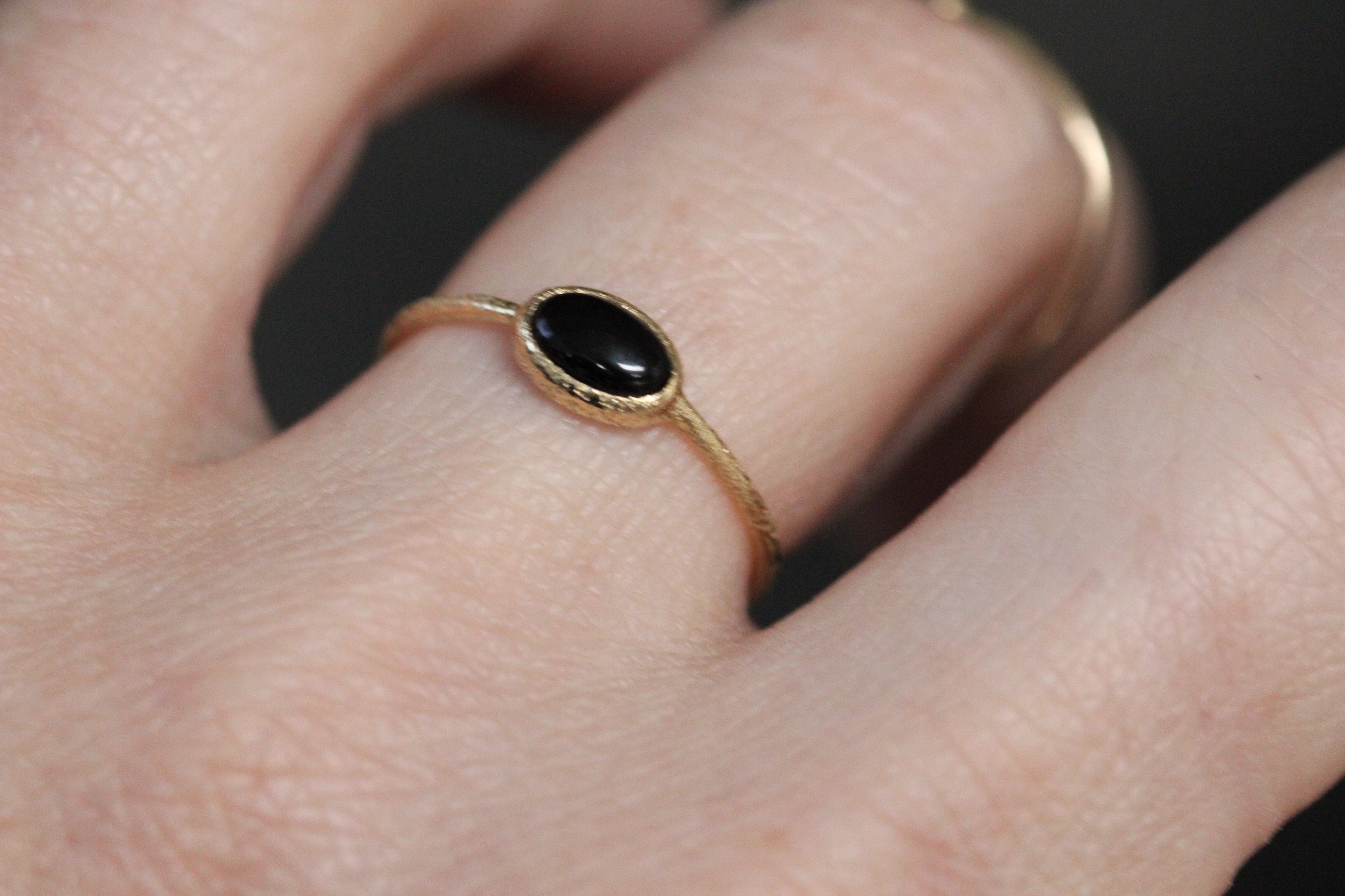 14K Gold Onyx Glitter Ring