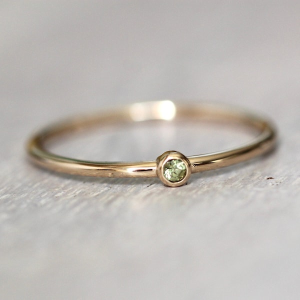 14K Gold Tiny Peridot Ring, Green Stone Ring, 10K Dainty Ring, Stacking Ring, August Birthstone, Light Green Stone, Gemstone Stacking, Bezel