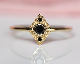 Black Diamond Zelda Ring
