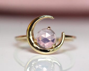 14K Lavender Quartz Crescent Moon Ring, Half Moon Ring, Dreamy Stone, Rose-cut Stone, 10K Gold, Solid Gold ring, Star and Moon, Celestial