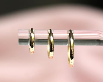 14K Huggie Hoop, Plain Hoop Earrings, Solid Gold Hoop, Clicker Hoops, Sleeper Hoops, Cartilage Hoop, Minimalist hoop, Layering Hoop