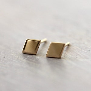 14K Gold Geometric Studs, Tiny Diamond Shape Studs, Gold Earrings, Gold Studs, Solid Gold, Dainty Jewelry, Dainty Studs, Minimal Jewelry