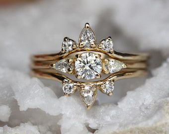 14K Set of Three Diamond Ring Set, Set of Three Bridal Set, Unique Ring Set, Low Profile Diamond Ring, Pear Shape, Round Shape, Solid Gold