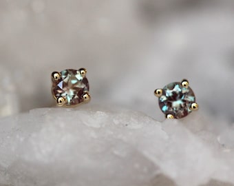 14K Gold Alexandrite Stud, 3mm Stone, Alexandrite Earrings, Purple Green, Color Changing, Everyday Wear, June Birthstone, Blue Green