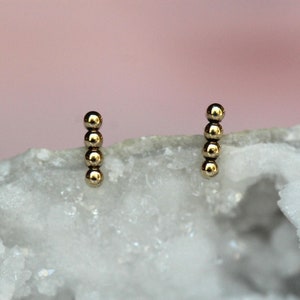Solide 14K Gold Perlen Lange Bar Ohrstecker, Gold Ohrstecker, Linien Ohrstecker, Echtgold, Minimal Schmuck, einfache Ohrstecker, Punkt Ohrstecker