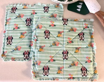 Ships Free - Minnie Quilted Pot holders