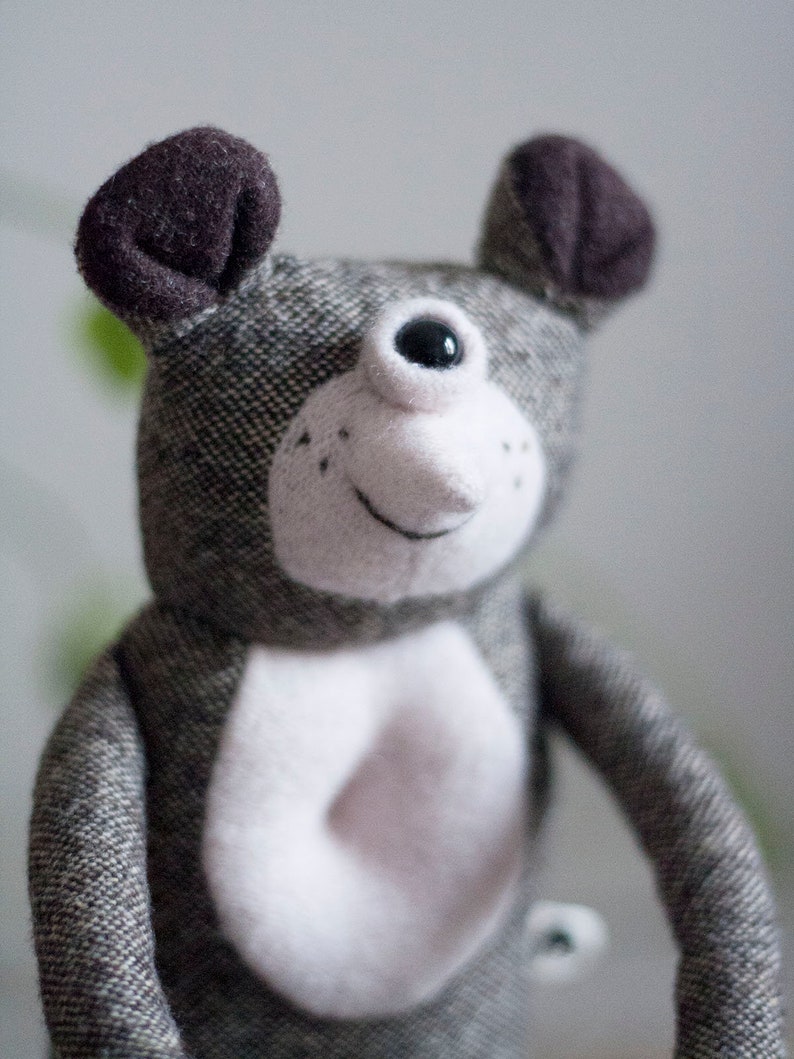 embroidery soft plushie wool design toy animal cyclops creature mutant Remigius with magnetic paws Muta
