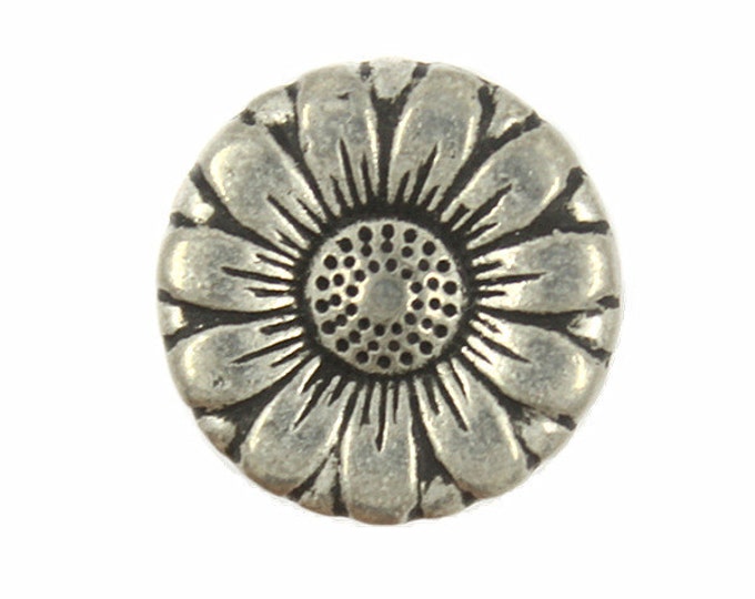 Metal Buttons - Retro Silver Daisy Metal Shank Buttons - 15mm- 5/8 inch - 6 pcs