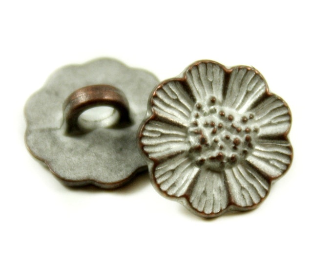 Metal Buttons - Small Daisy Copper White Patina Metal Shank Buttons - 13mm - 1/2 inch - 6 pcs