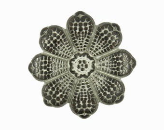 Metal Buttons - Flower Metal Shank Buttons in Gunmetal White Color - 23mm - 7/8 inch - 6 pcs