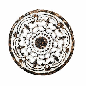Metal Buttons - White Rust Color Medieval Filigree Domed Metal Shank Buttons - 22mm - 7/8 inch - 6 pcs