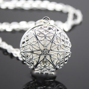 LDS Temple&#39;s Silver See through Star locket. FREE SHIPPING!!
