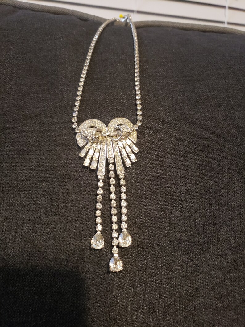 FREE SHIPPING Vintage Boucher Necklace