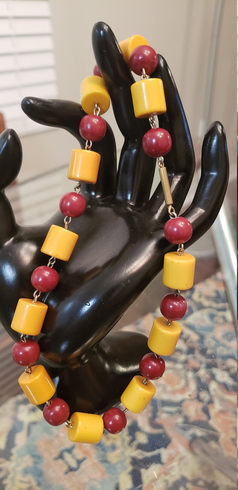FREE SHIPPING Vintage 1940 Bakelite Bead Necklace