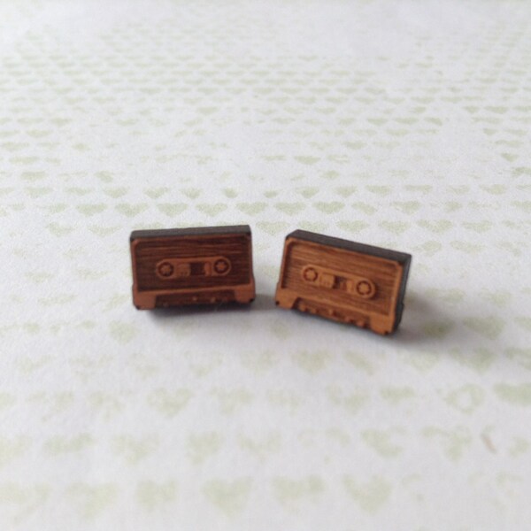 Cassette nastro orecchini - x 1 paio di orecchini retrò con design nastro cassetta - 11mm Cassette su palo in acciaio chirurgico - vintage regalo