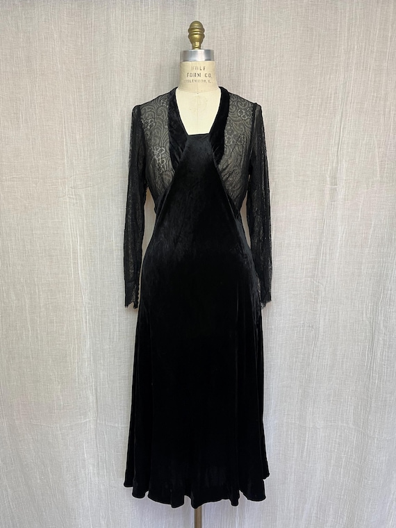 Antique Vintage Art Deco 1920s Black Panne Silk Velvet Lace Bias Cut Dress S