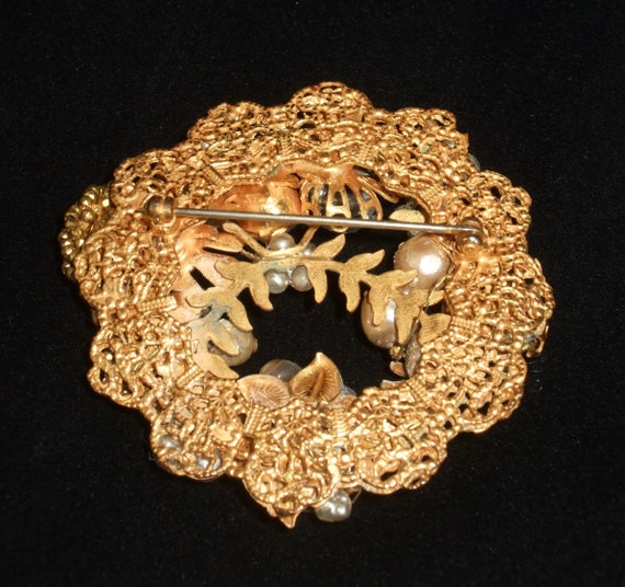 Vintage unsigned pin/brooch, seed pearls, faux pe… - image 3