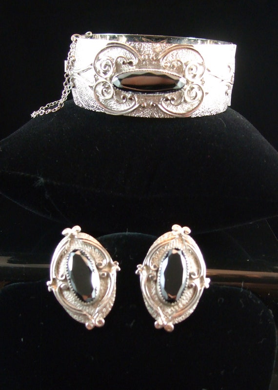 Vintage Whiting and Davis Hematite Bracelet and Earring Set