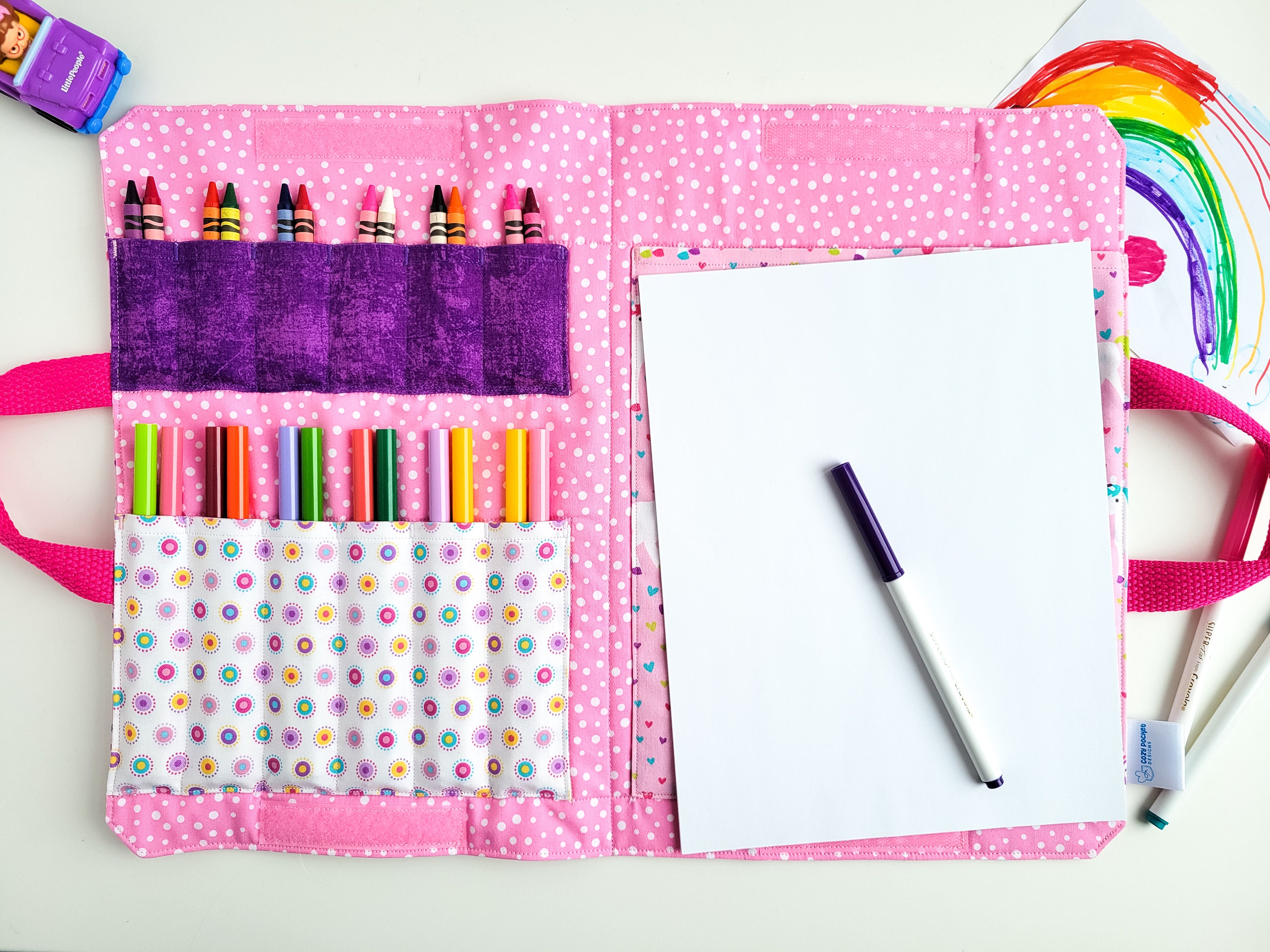 Porte-livre aux crayons de couleur trousse pour activités de voyage sac  fourre-tout pliable marqueur kit de création artistique cadeau  d'anniversaire d'un enfant licorne temps calme -  France