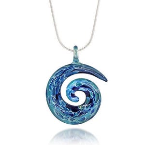 Collana in vetro soffiato a forma di onda