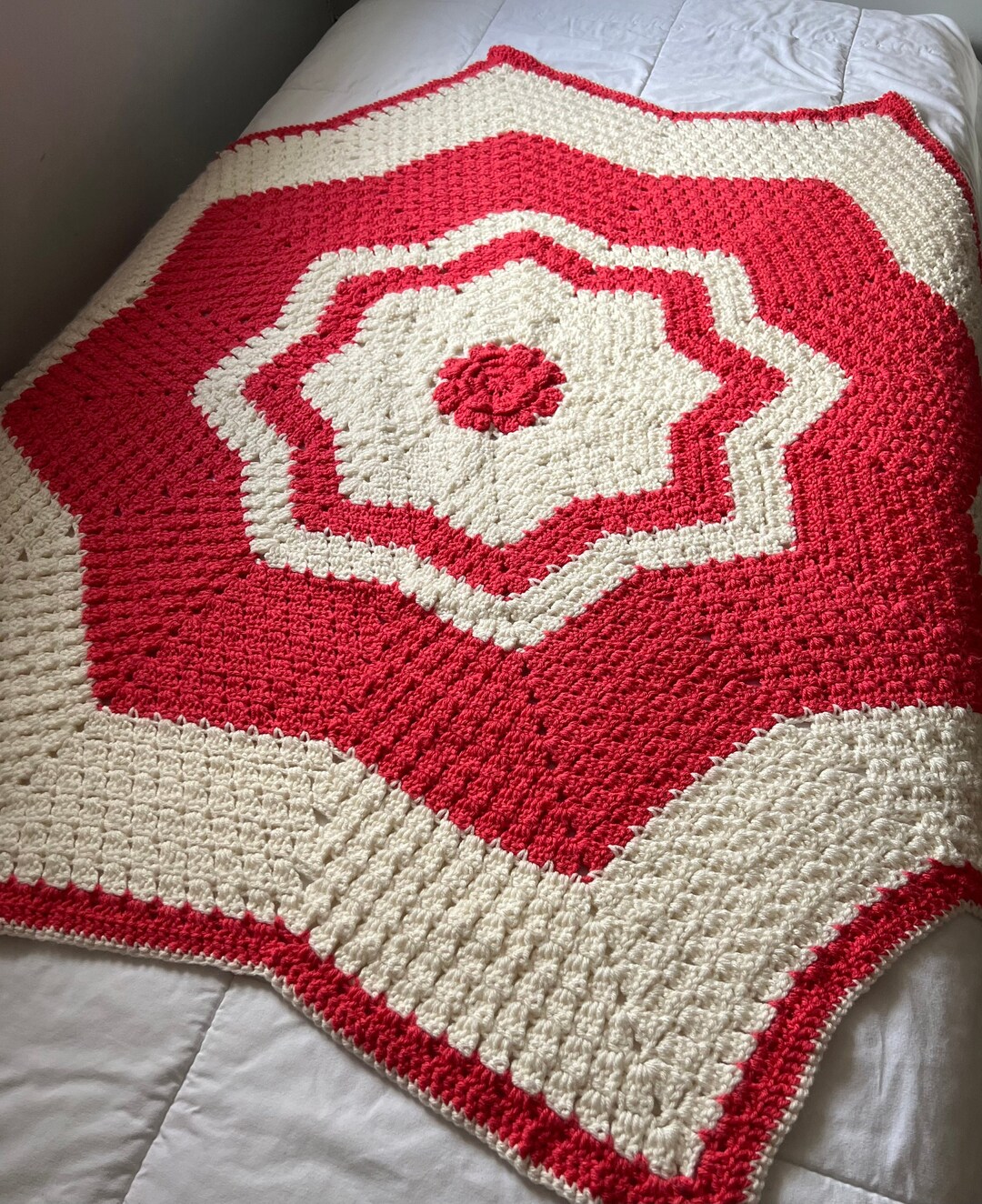 Pink and White Star Knit Blanket Super Soft Winter Throw Lancaster